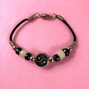Unisex Yin Yang Beaded Bracelet